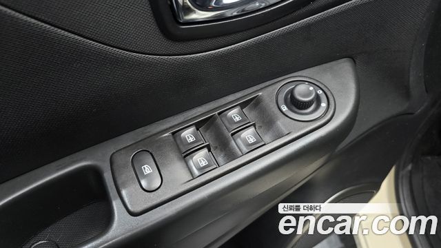 Renault Korea QM3 2015 — photo 15