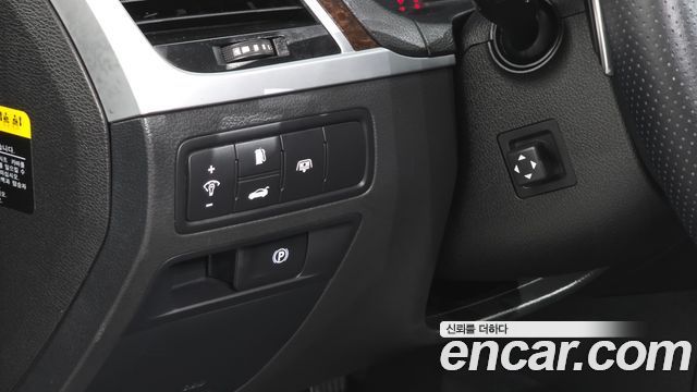 Hyundai Genesis 2014 — photo 15
