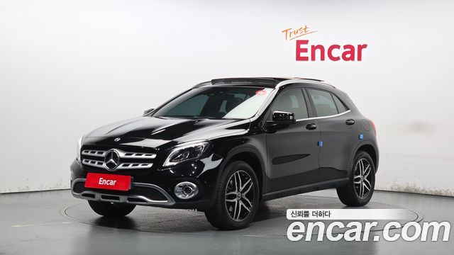 Mercedes-Benz GLA-Class 2019 — photo 1