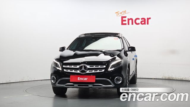 Mercedes-Benz GLA-Class 2019 — photo 3