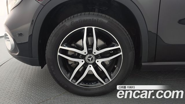 Mercedes-Benz GLA-Class 2019 — photo 5
