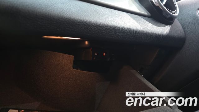 Mercedes-Benz GLA-Class 2019 — photo 27