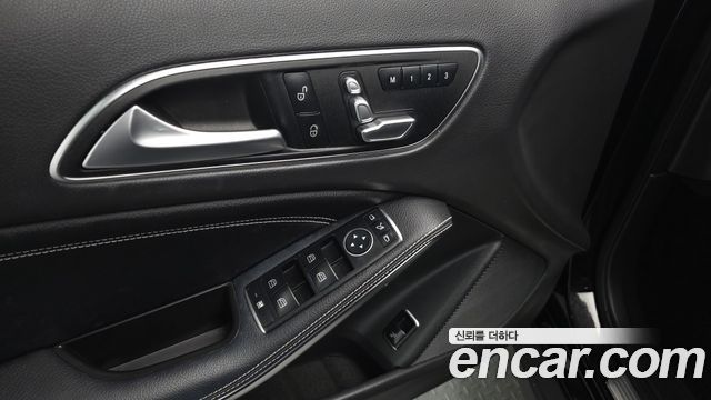 Mercedes-Benz GLA-Class 2019 — photo 30