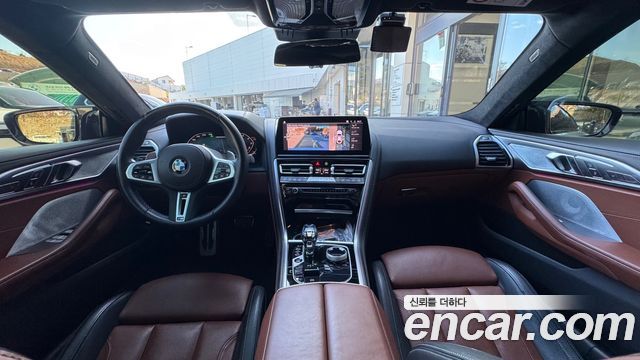 BMW 8-Series 2023 — photo 7