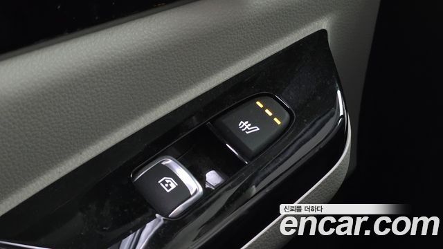 Kia Canival 2021 — photo 18