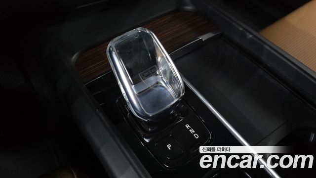 Volvo XC60 2021 — photo 12