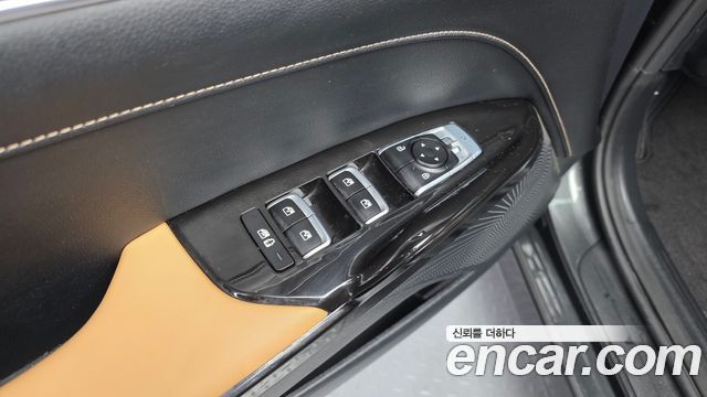 Kia K5 2023 — photo 25