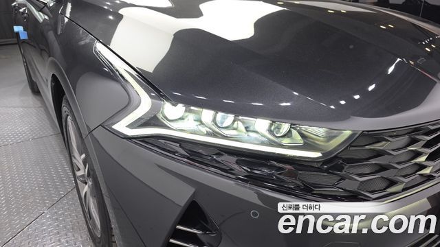 Kia K5 2023 — photo 8
