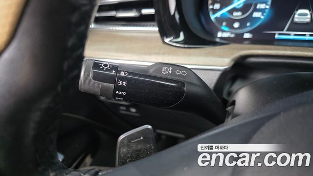 Kia K5 2023 — photo 29