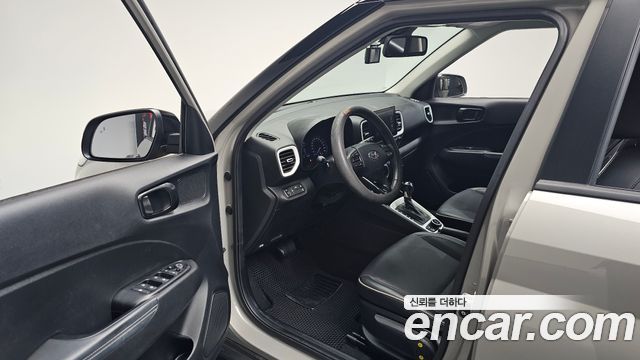 Hyundai Venue 2021 — photo 13