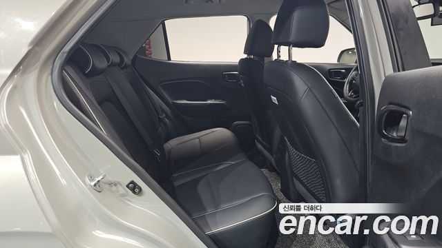 Hyundai Venue 2021 — photo 17