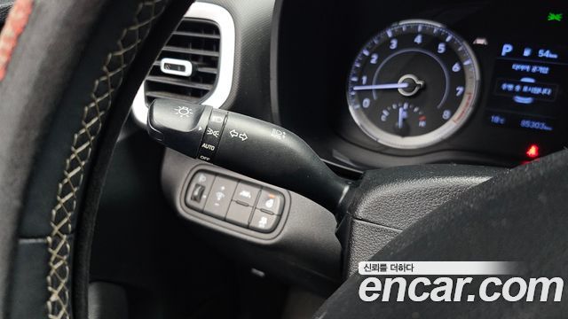 Hyundai Venue 2021 — photo 23