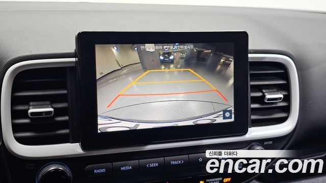 Hyundai Venue 2021 — photo 26