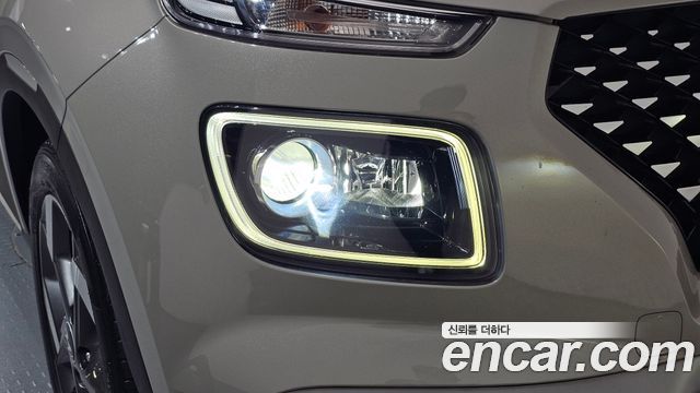 Hyundai Venue 2021 — photo 8