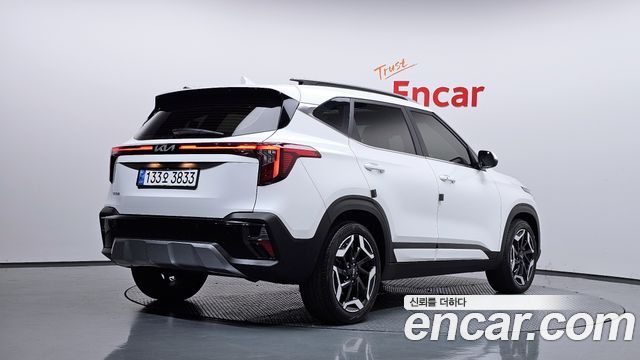 Kia Seltos 2023 — photo 2