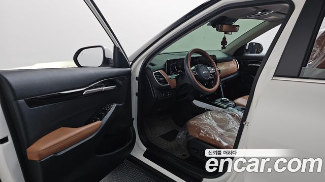 Kia Seltos 2023 — photo 13