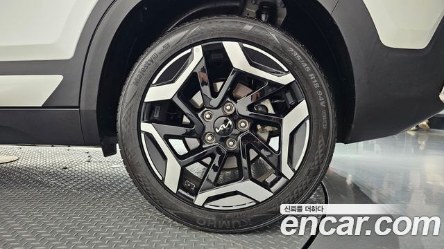 Kia Seltos 2023 — photo 7