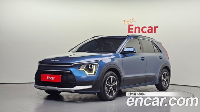 Kia Niro 2022 — photo 1