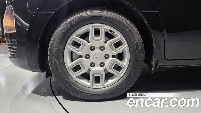 Hyundai Staria 2023 — photo 5