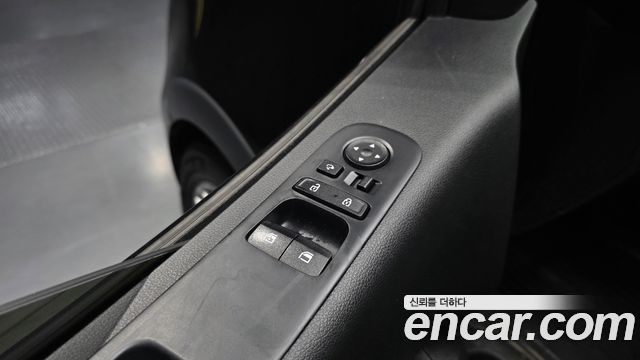 Hyundai Staria 2023 — photo 23