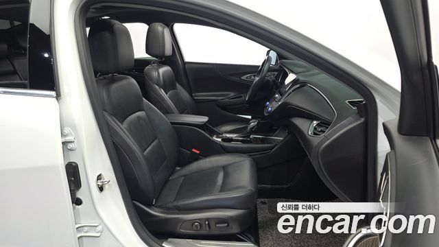 Chevrolet Korea Malibu 2017 — photo 16