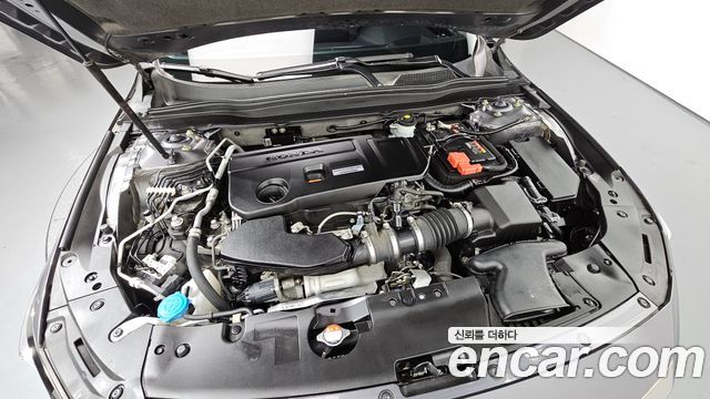 Honda Accord 2018 — photo 6