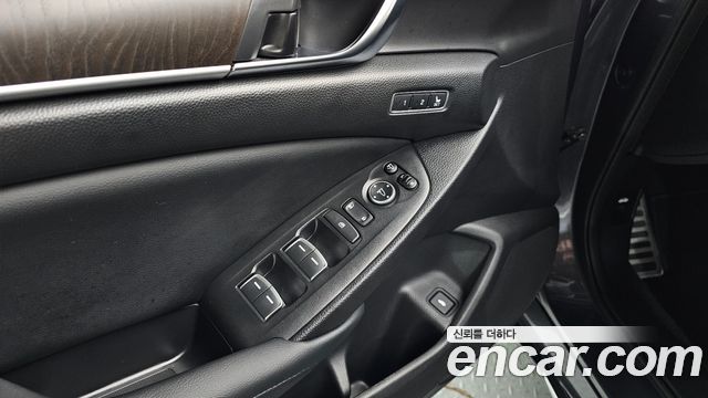 Honda Accord 2018 — photo 33