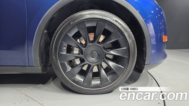 Tesla Model Y 2021 — photo 7