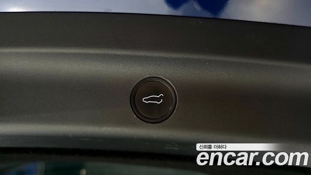 Tesla Model Y 2021 — photo 27