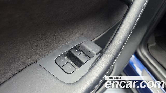 Tesla Model Y 2021 — photo 30