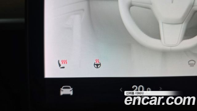 Tesla Model Y 2021 — photo 31