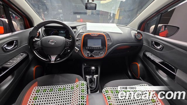 Renault Korea QM3 2015 — photo 10
