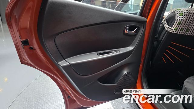 Renault Korea QM3 2015 — photo 15