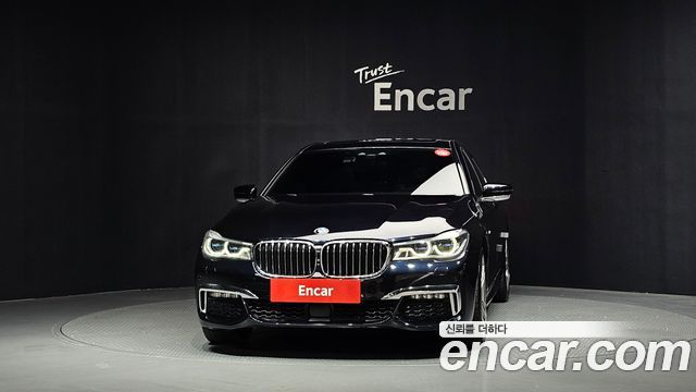 BMW 7-Series 2018 — photo 3