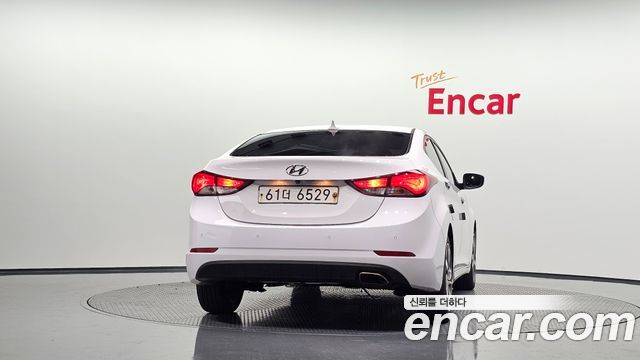 Hyundai AVANTE 2014 — photo 4