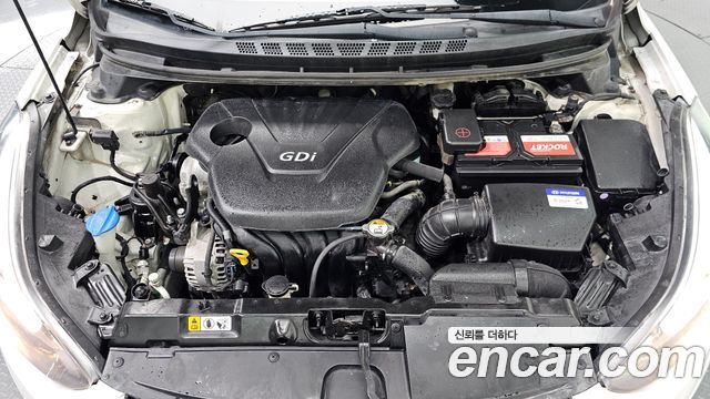 Hyundai AVANTE 2014 — photo 6