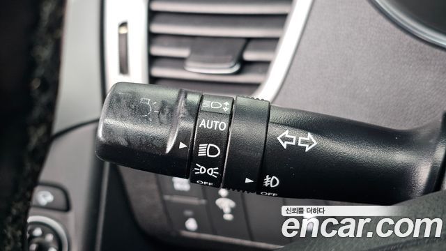 Hyundai AVANTE 2014 — photo 24