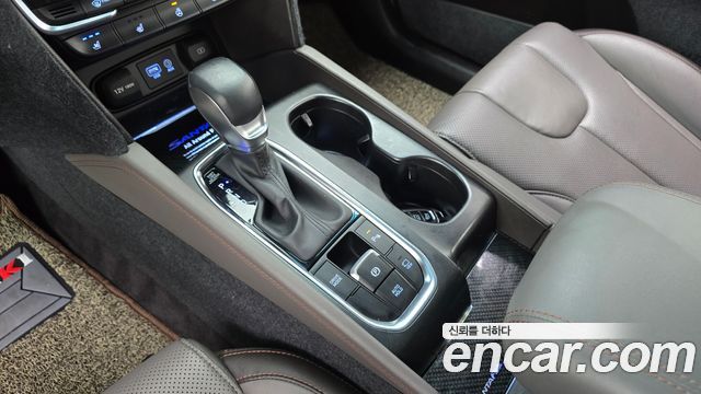 Hyundai Santafe 2019 — photo 12