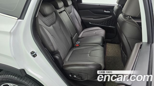 Hyundai Santafe 2019 — photo 17