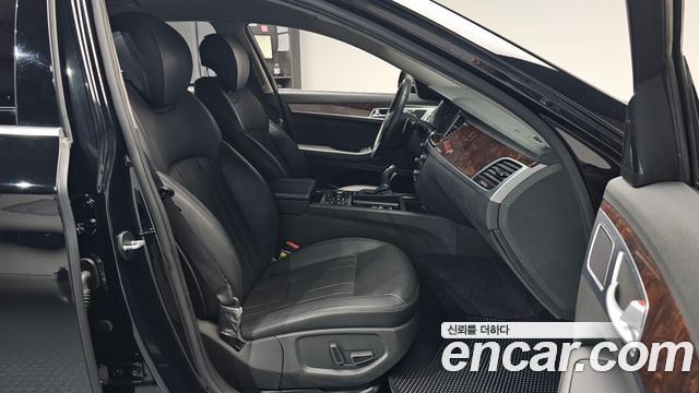 Hyundai Genesis 2016 — photo 18