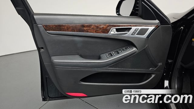 Hyundai Genesis 2016 — photo 14