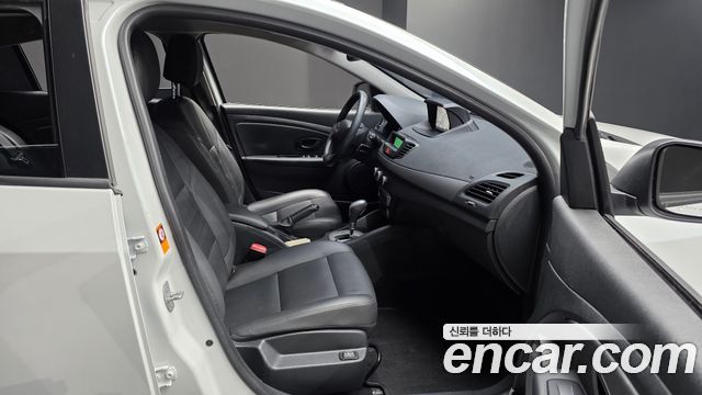 Renault Korea SM3 2019 — photo 17