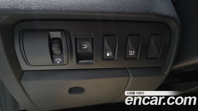 Renault Korea SM3 2019 — photo 31
