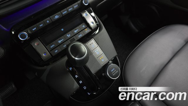 Hyundai Casper 2023 — photo 12