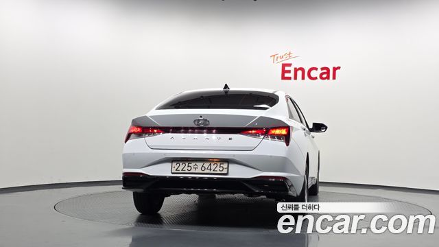 Hyundai AVANTE 2021 — photo 4