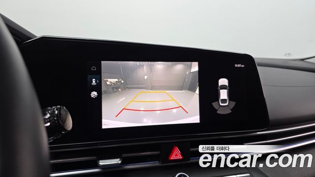 Hyundai AVANTE 2021 — photo 21