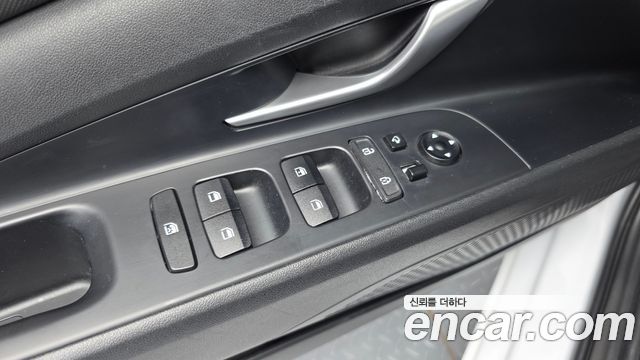 Hyundai AVANTE 2021 — photo 28