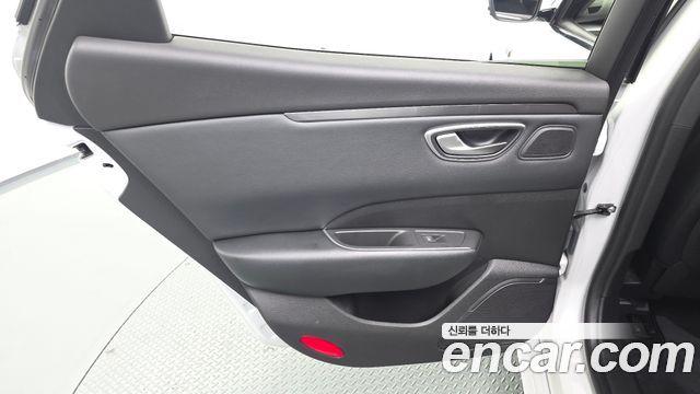 Renault Korea SM6 2023 — photo 15