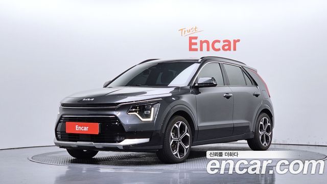 Kia Niro 2022 — photo 1