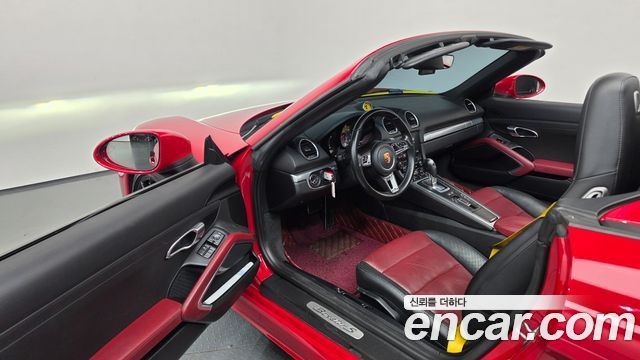 Porsche 718 2018 — photo 13